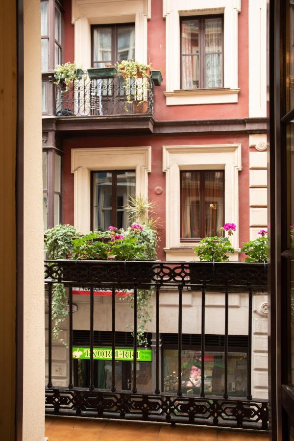Acogedor Apartamento En El Centro Del Casco Viejo Apartment บิลเบา ภายนอก รูปภาพ